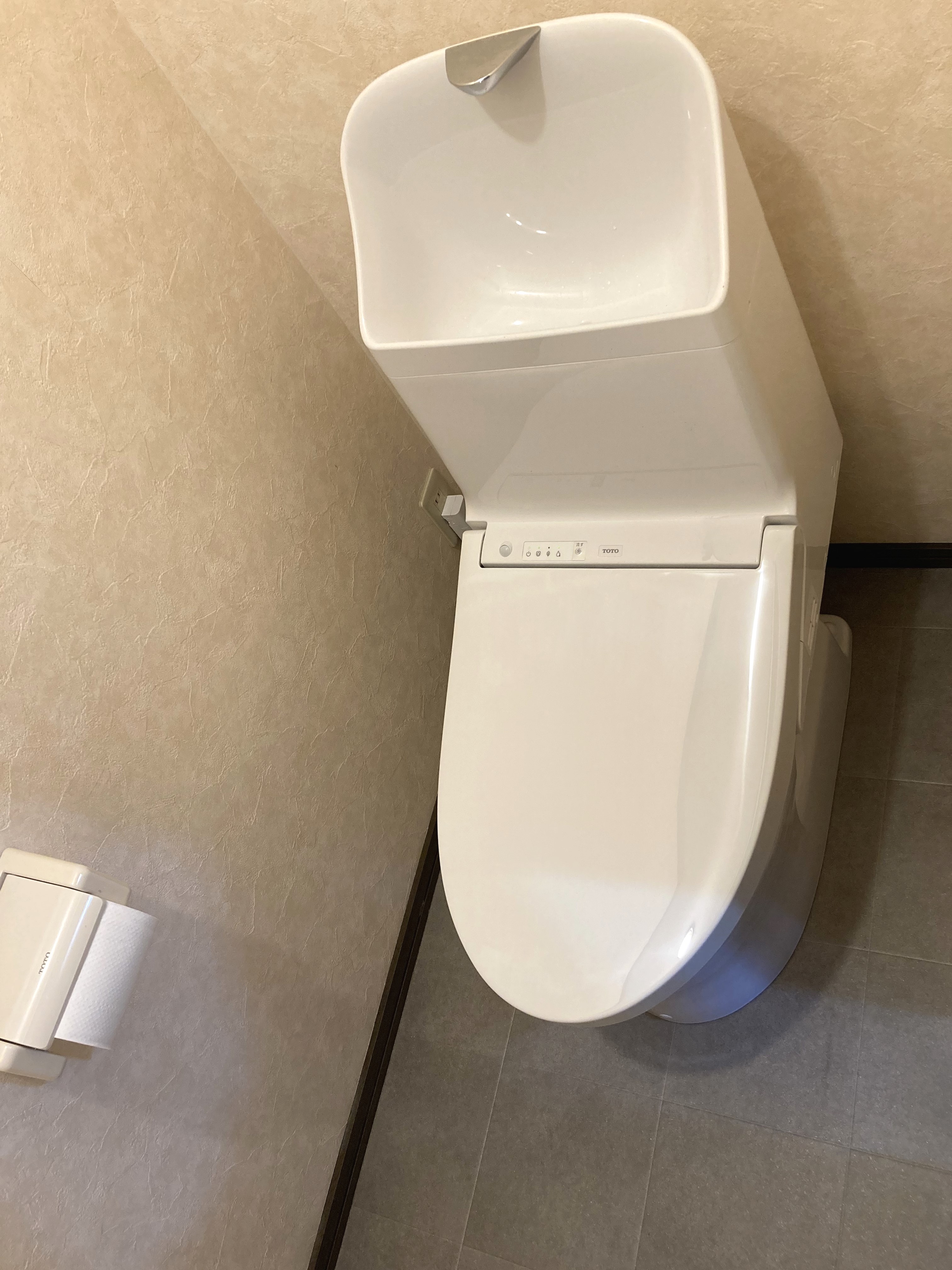 静岡県田方郡函南町／トイレリフォーム　K様邸／経年劣化／【トイレ交換工事】