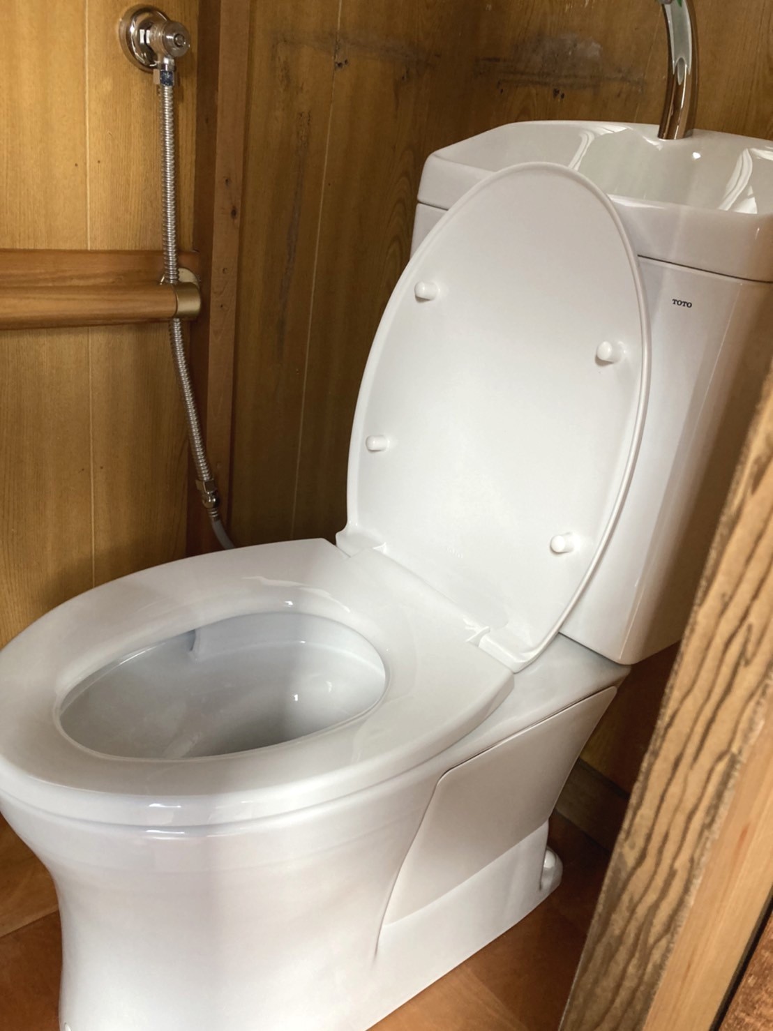 静岡県伊豆の国市／トイレリフォーム　M様邸／便座破損／【トイレ交換】