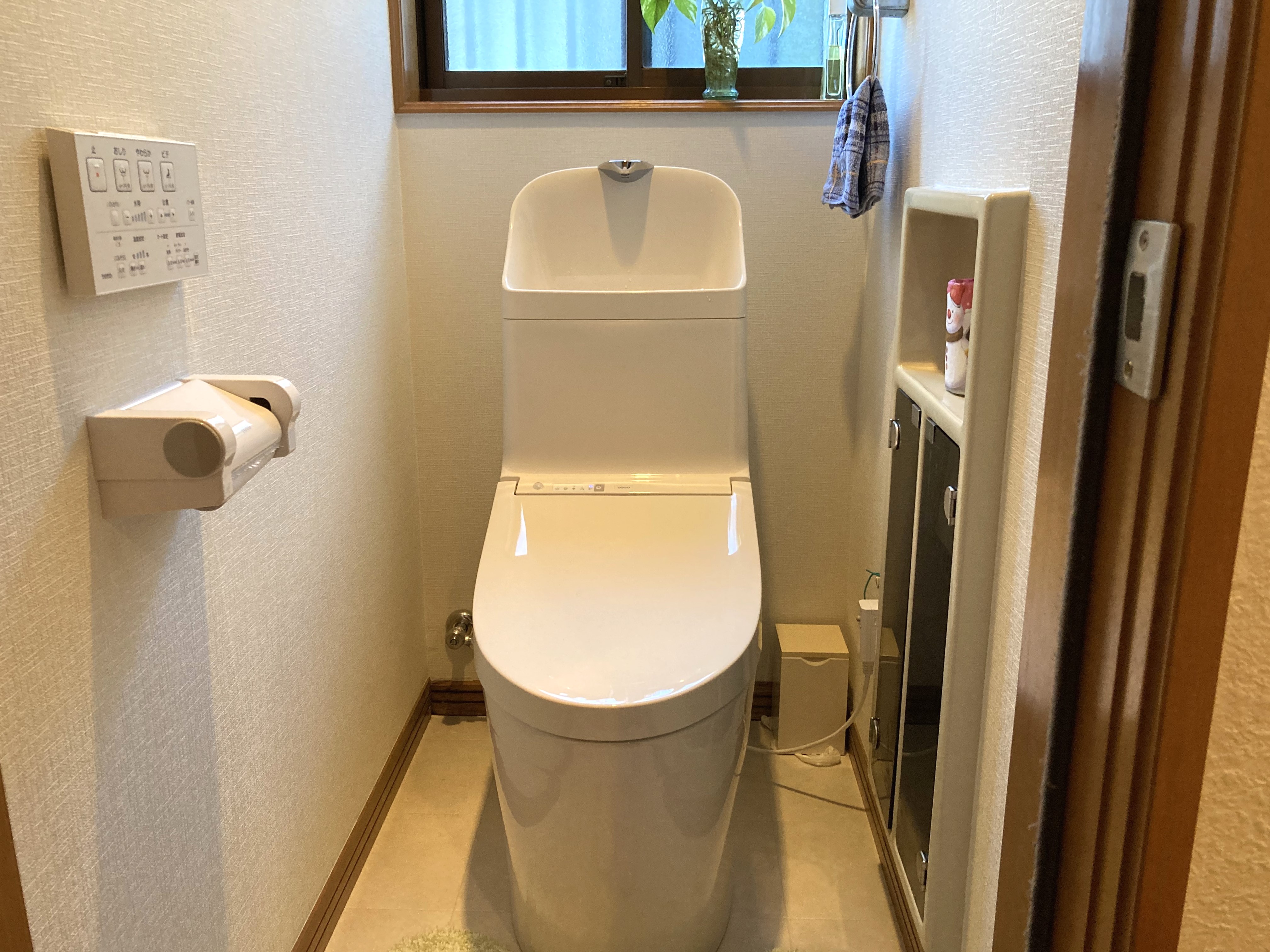 静岡県東部地区／トイレリフォーム　P様邸／漏水／【トイレ交換工事】