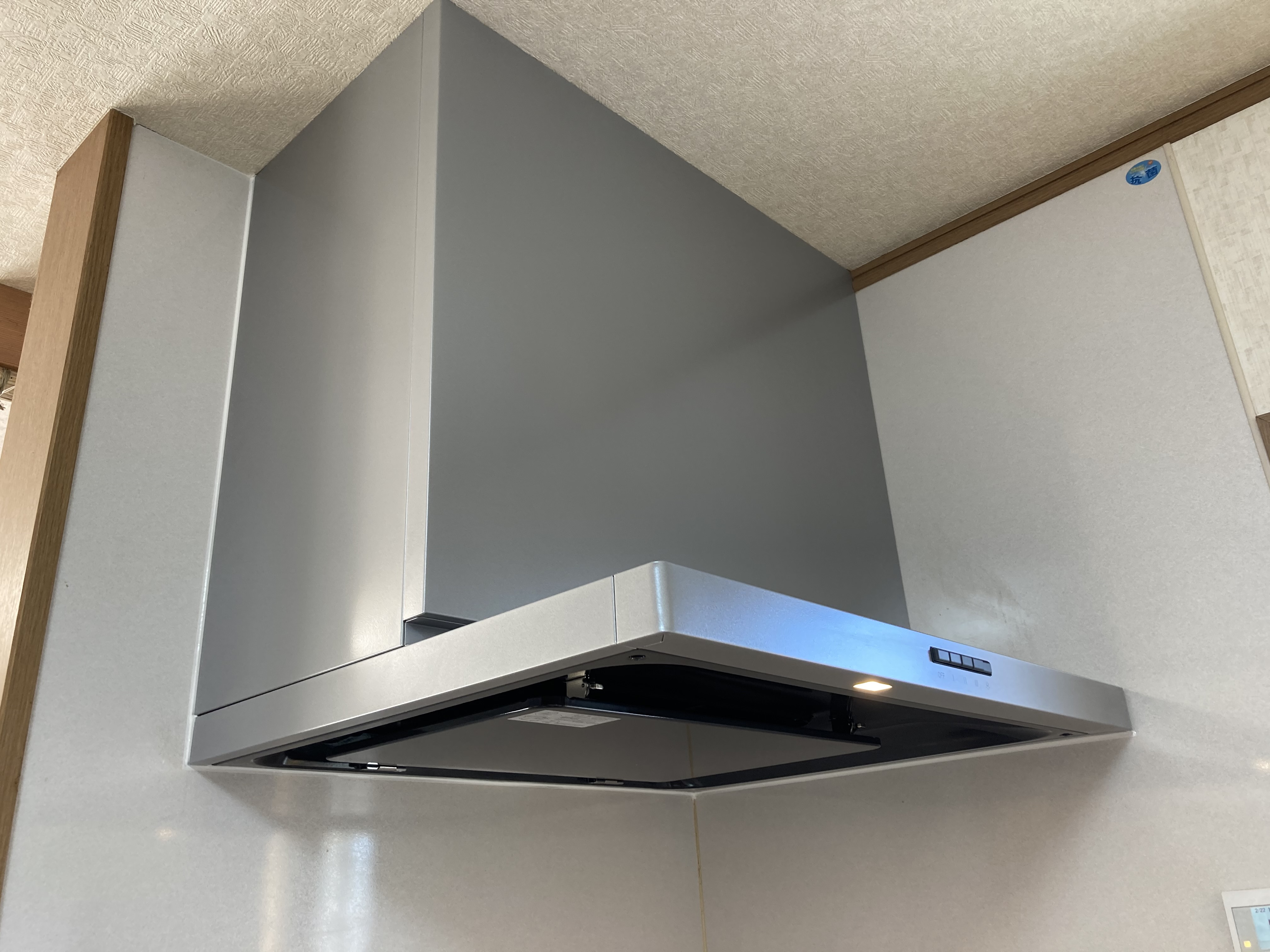 静岡県三島市清住町／レンジフード交換工事Ｏ様邸／【キッチンリフォーム】タカラスタンダード・VRAT