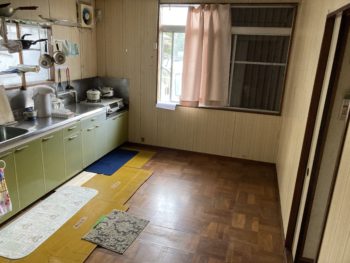 静岡県三島市安久／キッチン、フローリング改修工事／キッチンリフォーム・内装リフォーム・タカラスタンダード