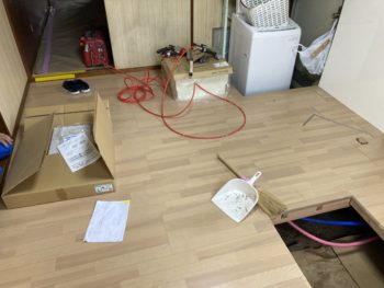 静岡県三島市安久／キッチン、フローリング改修工事／キッチンリフォーム・内装リフォーム・タカラスタンダード