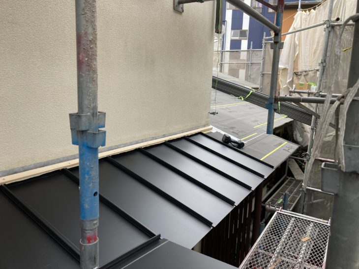 静岡県伊豆の国市古奈／下屋改修・屋根外壁塗装工事Ｙ様邸／雨漏り修理・外装改修工事・屋根の割れ