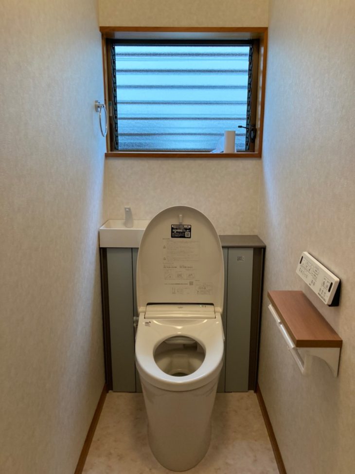 静岡県三島市玉沢／浴室、脱衣所、トイレ改修工事Ｓ様邸／洗面所リフォーム・トイレリフォーム・お風呂リフォーム・TOTOサザナ・TOTOVシリーズ・リクシルリフォレ