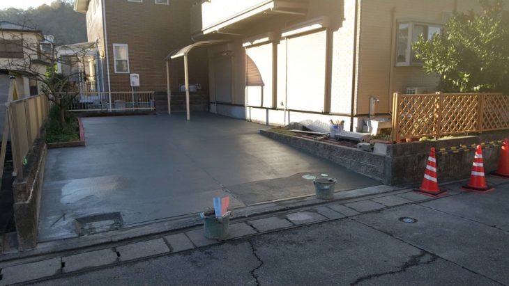 静岡県伊豆の国市／駐車場拡大工事Ｕ様邸／外構リフォーム・コンクリート打ち・駐車場増設