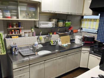 静岡県伊豆の国市南江間／キッチン改修工事・リビングフローリング改修工事／キッチンリフォーム・タカラスタンダードエーデル・内装リフォーム・NODAＪクラレス