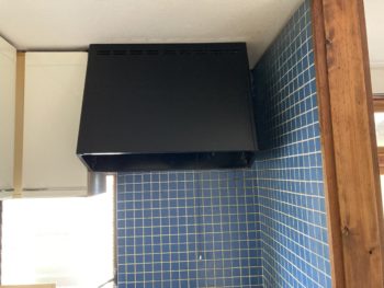 静岡県伊豆の国市南江間／キッチン改修工事・リビングフローリング改修工事／キッチンリフォーム・タカラスタンダードエーデル・内装リフォーム・NODAＪクラレス