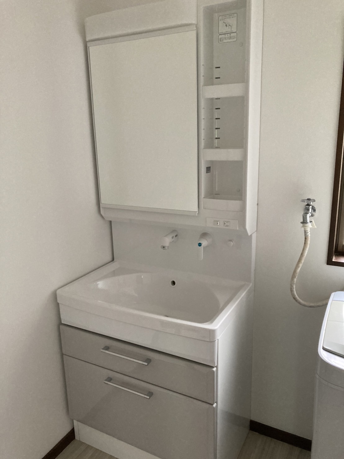 静岡県清水町伏見／洗面化粧台交換工事／洗面所リフォーム・タカラスタンダード・オンディーヌ・こどもみらい住宅支援事業