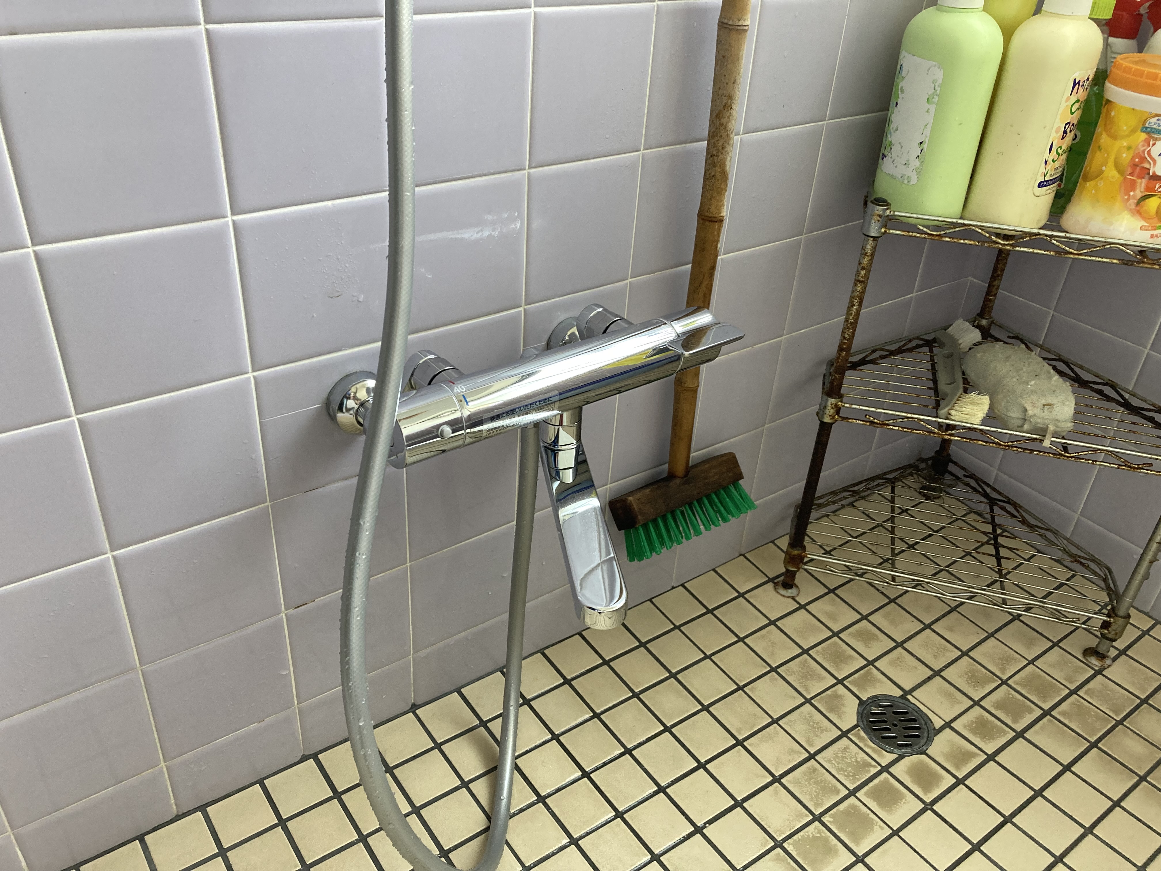 静岡県伊豆の国市原木／シャワー水栓交換工事O様邸／お風呂リフォーム・シャワーホース水漏れ