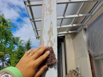 静岡県三島市若松町／テラス改修工事・束石設置工事・テラス塗装・雨樋設置工事／外構リフォーム・木製テラス劣化