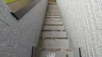 静岡県／階段防水工事／外構補修・階段塗り替え・高圧洗浄