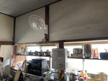 静岡県伊豆の国市／キッチン改修工事Ｋ様邸／キッチンリフォーム・タカラスタンダードエーデル・フローリング張り替え