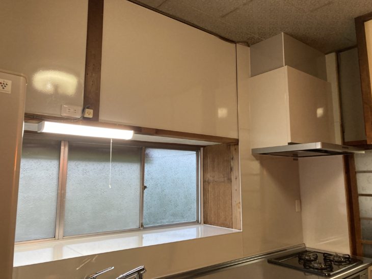 静岡県伊豆の国市／キッチン改修工事Ｋ様邸／キッチンリフォーム・タカラスタンダードエーデル・フローリング張り替え