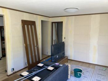 静岡県伊豆の国市南江間／キッチン改修工事・リビング内装工事／キッチンリフォーム・LIXILリクシルシエラ・内装リフォーム・フローリング張り替え・NODA　ウォークフィット6 