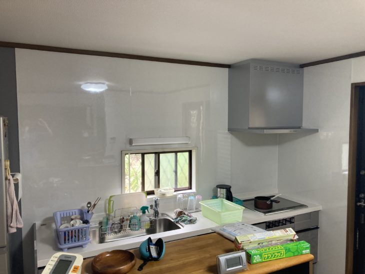 静岡県伊豆の国市南江間／キッチン改修工事・リビング内装工事／キッチンリフォーム・LIXILリクシルシエラ・内装リフォーム・フローリング張り替え・NODA　ウォークフィット6 