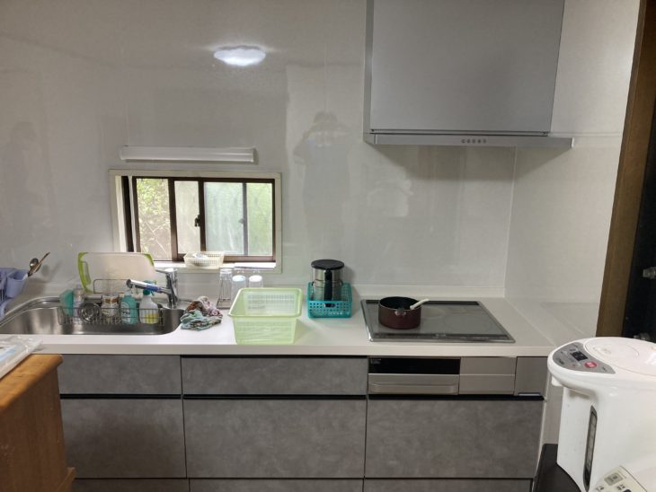 静岡県伊豆の国市南江間／キッチン改修工事・リビング内装工事／キッチンリフォーム・LIXILリクシルシエラ・内装リフォーム・フローリング張り替え・NODA　ウォークフィット6 