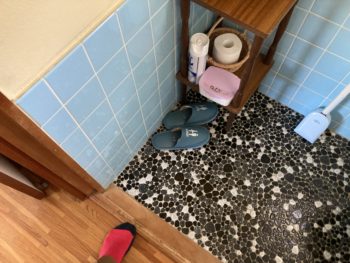 静岡県函南町畑毛／2Ｆ和便改修工事／和式便器・和式トイレ・トイレリフォーム・TOTOピュアレストQR+ウォシュレットSB