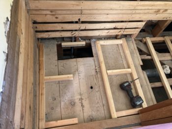 静岡県函南町畑毛／2Ｆ和便改修工事／和式便器・和式トイレ・トイレリフォーム・TOTOピュアレストQR+ウォシュレットSB