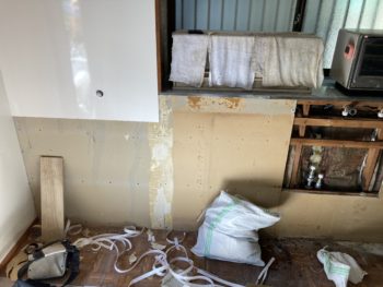 静岡県函南町上沢／キッチン改修工事／キッチンリフォーム・タカラスタンダード・ブロックキッチン　エマーユ