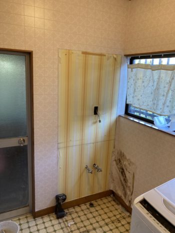 静岡県函南町上沢／脱衣場改修工事Ｔ様邸／洗面化粧台交換・TOTOVシリーズ