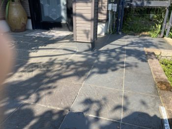 静岡県函南町桑原/手すり設置工事/玄関リフォーム・LIXIL 歩行補助用手すり グリップライン