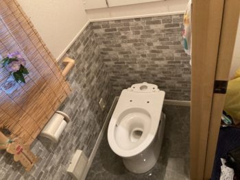 静岡県伊豆市関野／トイレ改修工事Ｔ様邸／トイレリフォーム・TOTOピュアレストQR