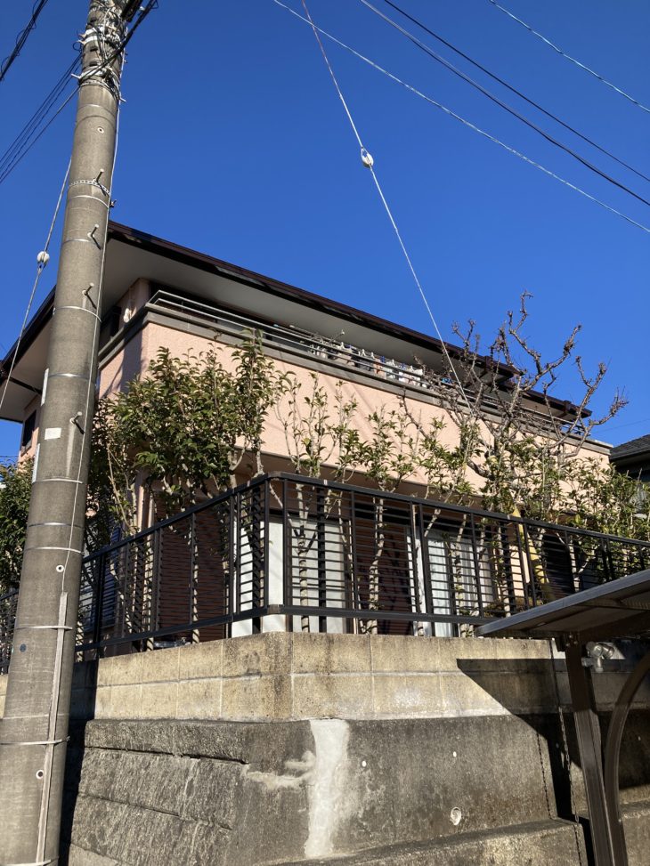 外壁塗装・付帯部塗装工事（軒天、雨戸・戸袋、雨樋）／静岡県三島市富士見台H様邸