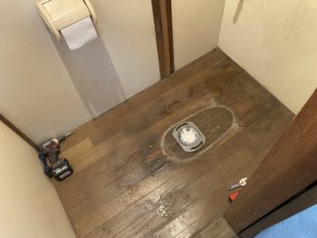 洋式トイレ改修工事　TOTOピュアレストQR　ウォシュレットBV｜静岡県長泉町竹原