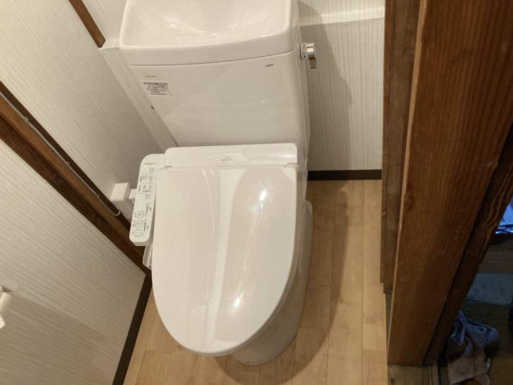 洋式トイレ改修工事　TOTOピュアレストQR　ウォシュレットBV｜静岡県長泉町竹原