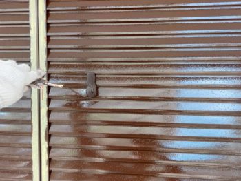 外壁塗装・付帯部塗装工事（軒天、雨戸・戸袋、雨樋）／静岡県三島市富士見台H様邸