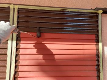 外壁塗装・付帯部塗装工事（軒天、雨戸・戸袋、雨樋）／静岡県三島市富士見台H様邸