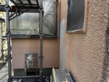 外壁塗装・付帯部塗装工事（軒天、雨戸・戸袋、雨樋）／静岡県三島市富士見台H様邸