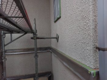 外壁塗装・付帯部塗装工事（軒天、雨戸・戸袋、雨樋）／静岡県三島市富士見台H様邸