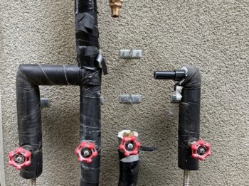 凍結による配管漏水の取り替え工事／静岡県伊豆市大野