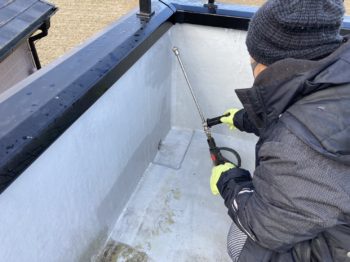 雨漏りのため点検口設置・散水試験工事｜静岡県伊豆の国市三福