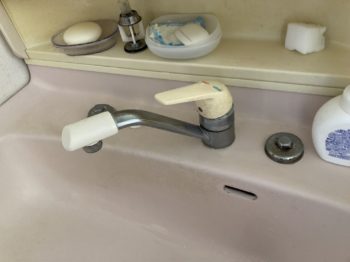 洗面水栓交換工事／静岡県三島市東大場