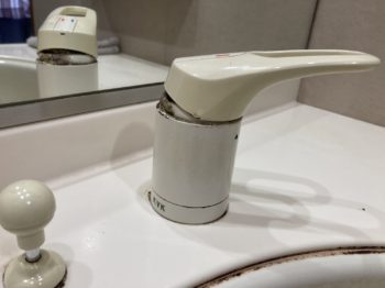 洗面化粧台水栓交換|静岡県函南町間宮