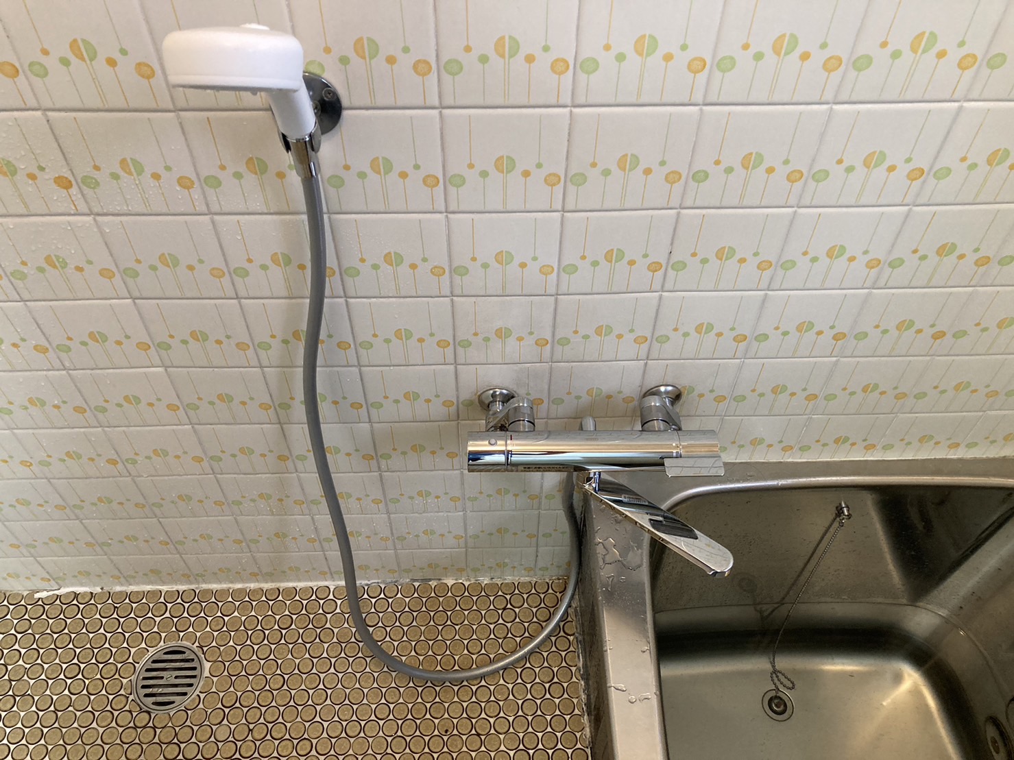 シャワー水栓交換工事｜静岡県伊豆の国市寺家