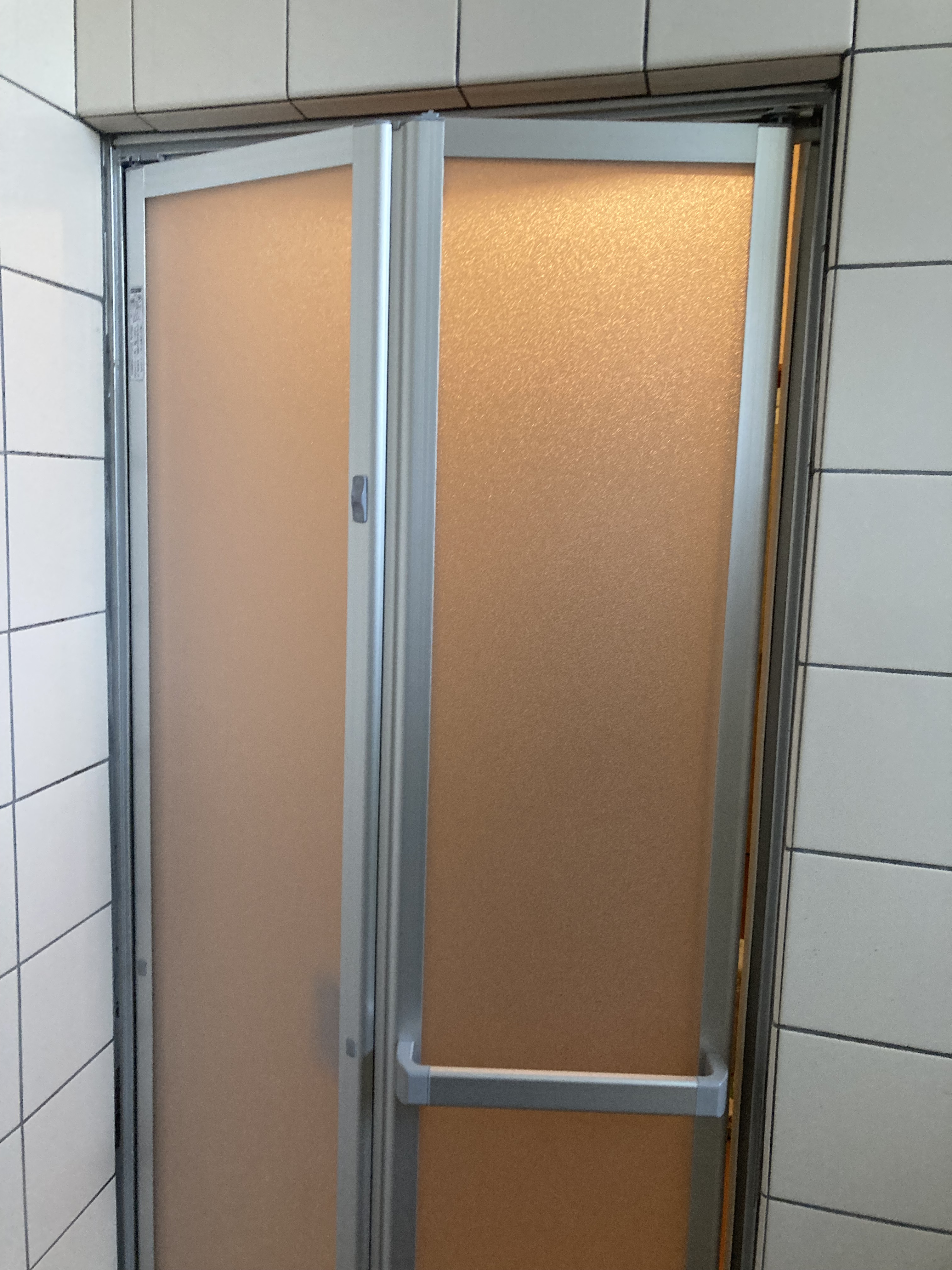 浴室ドア交換｜静岡県函南町平井