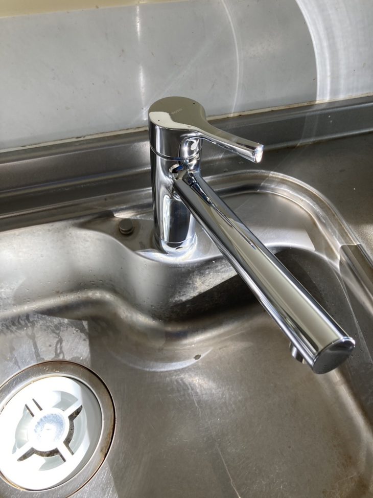 キッチン水栓交換工事｜静岡県伊豆の国市四日町