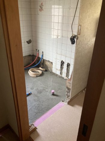 静岡県教職員組合の割引を利用してリフォーム（浴室、トイレ）