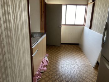 使っていない2階洋間を里帰りの居住スペースにリフォーム｜静岡県
