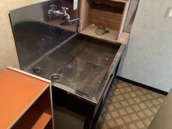 使っていない2階洋間を里帰りの居住スペースにリフォーム｜静岡県