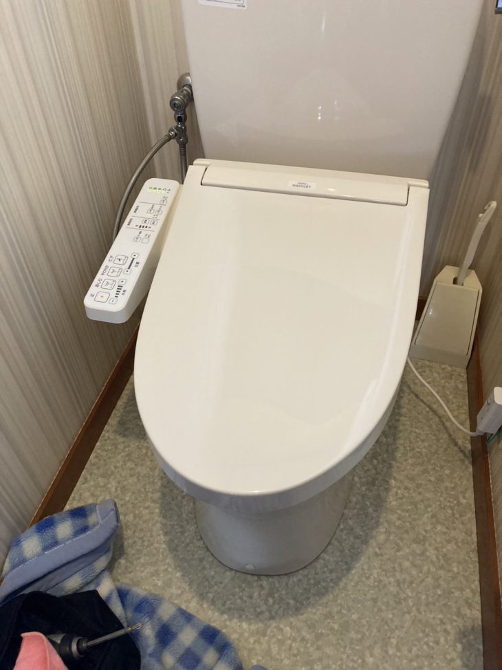 TOTOウォシュレットSBの交換工事｜静岡県三島市谷田
