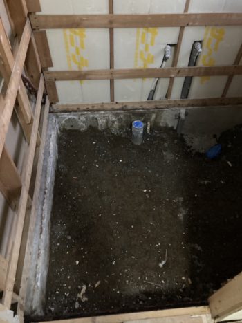 介護が必要なお母さまのために寒い浴室をユニットバスへ。段差をなくしてバリアフリーに|静岡県三島市初音台S様邸