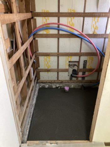 介護が必要なお母さまのために寒い浴室をユニットバスへ。段差をなくしてバリアフリーに|静岡県三島市初音台S様邸