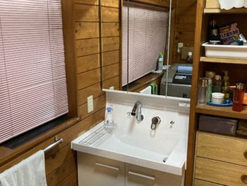 洗面化粧台の交換｜広くて使いやすい「LIXILピアラ」で快適に