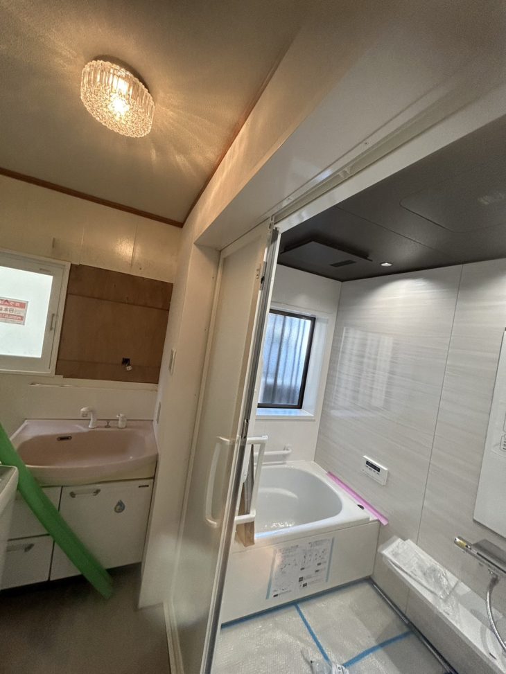 タカラスタンダード最上級ユニットバス「プレデンシア」・内窓設置｜静岡県清水町長沢Ｉ様邸