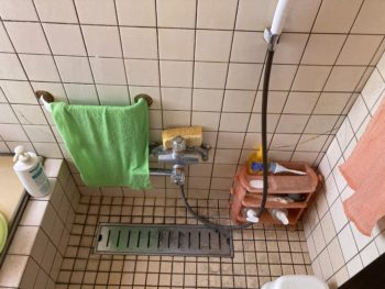 冬場でも温かく入浴できる断熱浴槽LIXILリデアにリフォーム