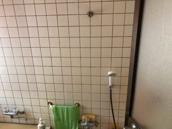 冬場でも温かく入浴できる断熱浴槽LIXILリデアにリフォーム